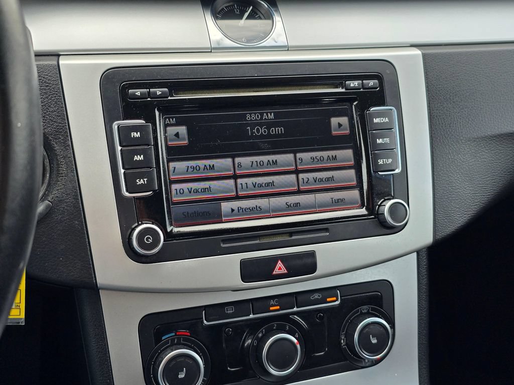 Used 2012 Volkswagen CC Sport FWD image 21