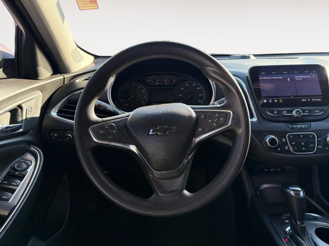 Used 2020 Chevrolet Malibu LT FWD image 12