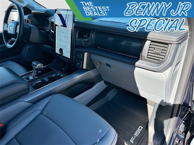 Used 2025 Ford F150 Lightning Flash image 30