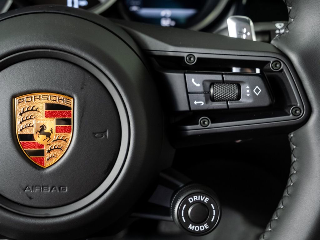 New 2026 Porsche Macan S image 11