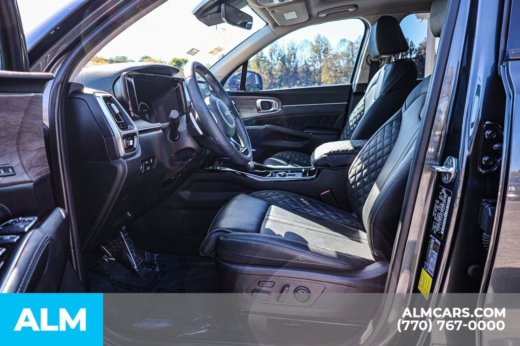 Used 2022 Kia Sorento SX Prestige image 16