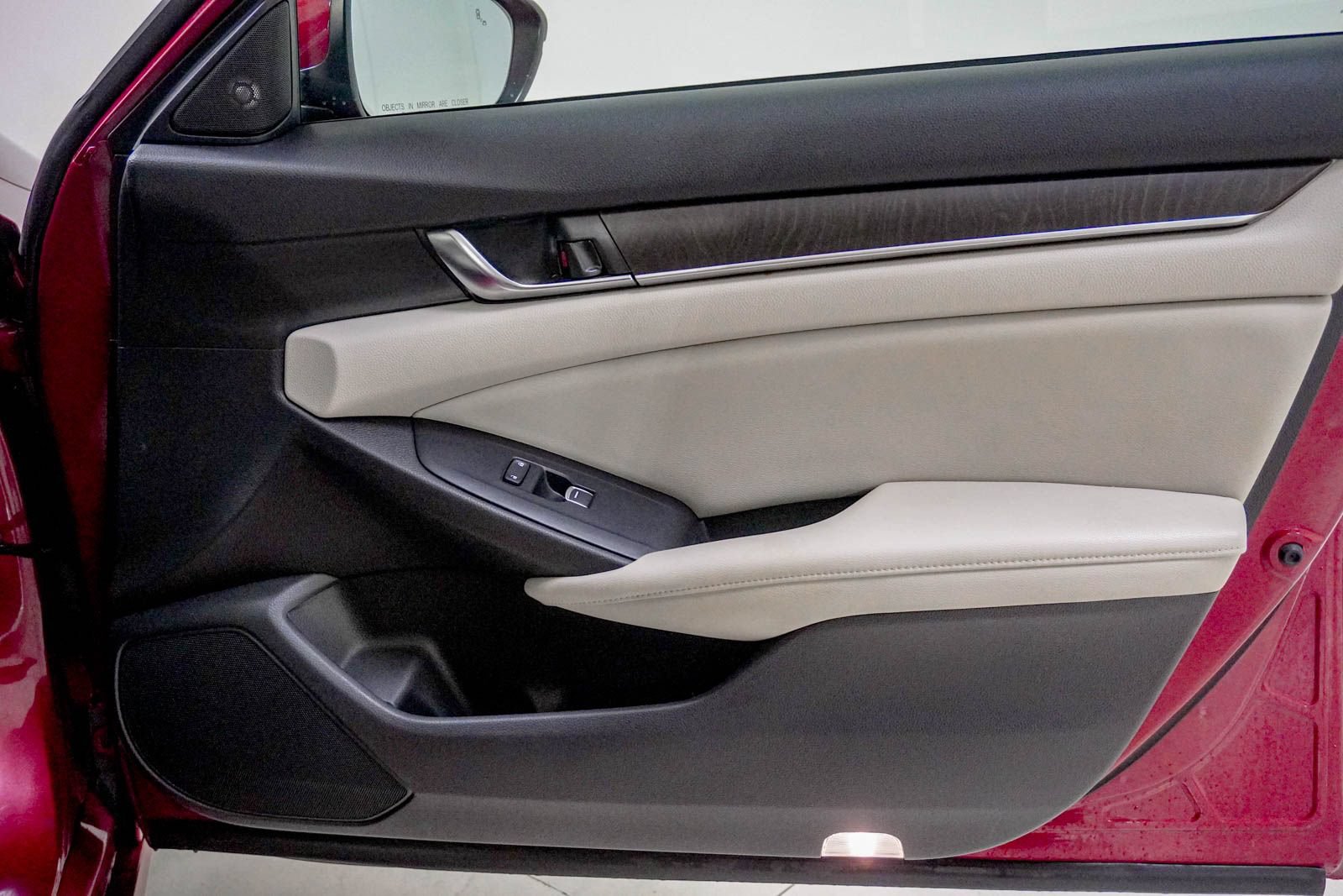 Used 2018 Honda Accord Touring image 33