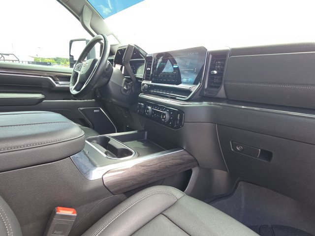 Certified 2024 Chevrolet Silverado 3500 LTZ w/ LTZ Premium Package AWD/4WD image 22