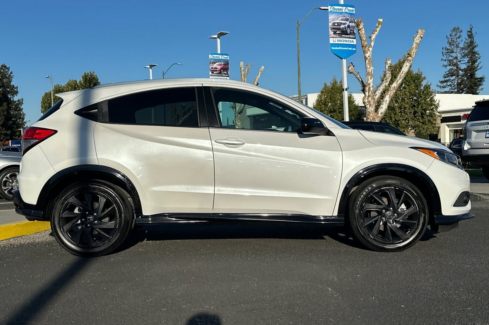 Used 2022 Honda HR-V Sport image 8