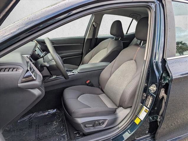 Used 2020 Toyota Camry LE image 13