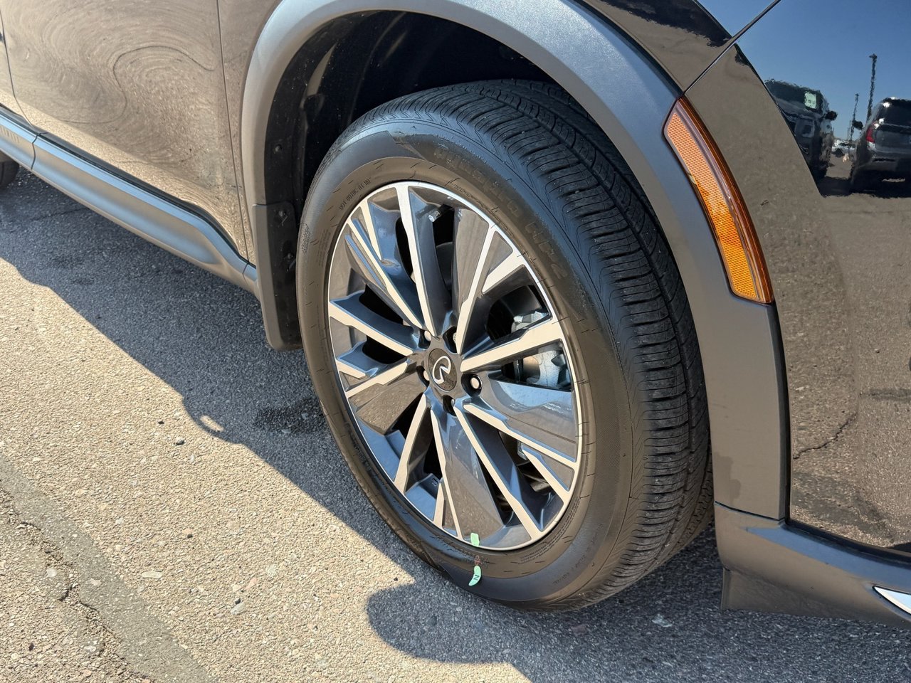 New 2027 INFINITI QX60 Luxe FWD image 10
