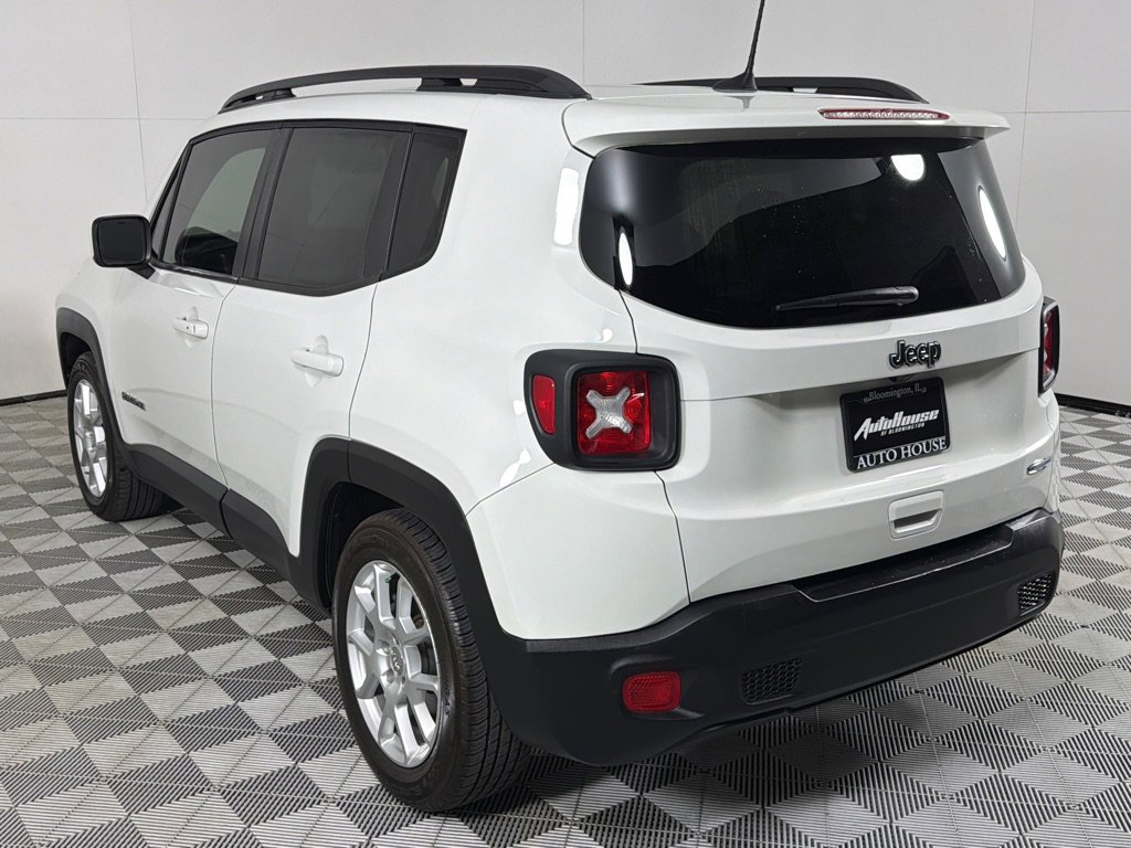 Used 2019 Jeep Renegade Latitude w/ UConnect 8.4 Nav Group image 7