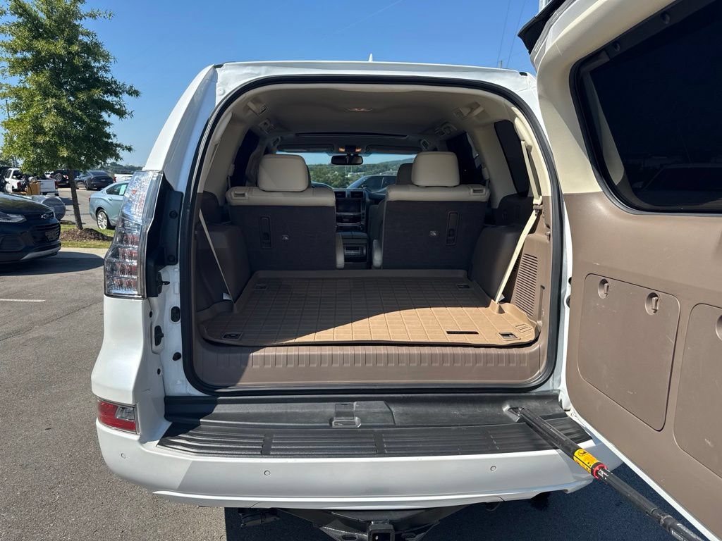 Used 2017 Lexus GX 460 Premium AWD/4WD image 29
