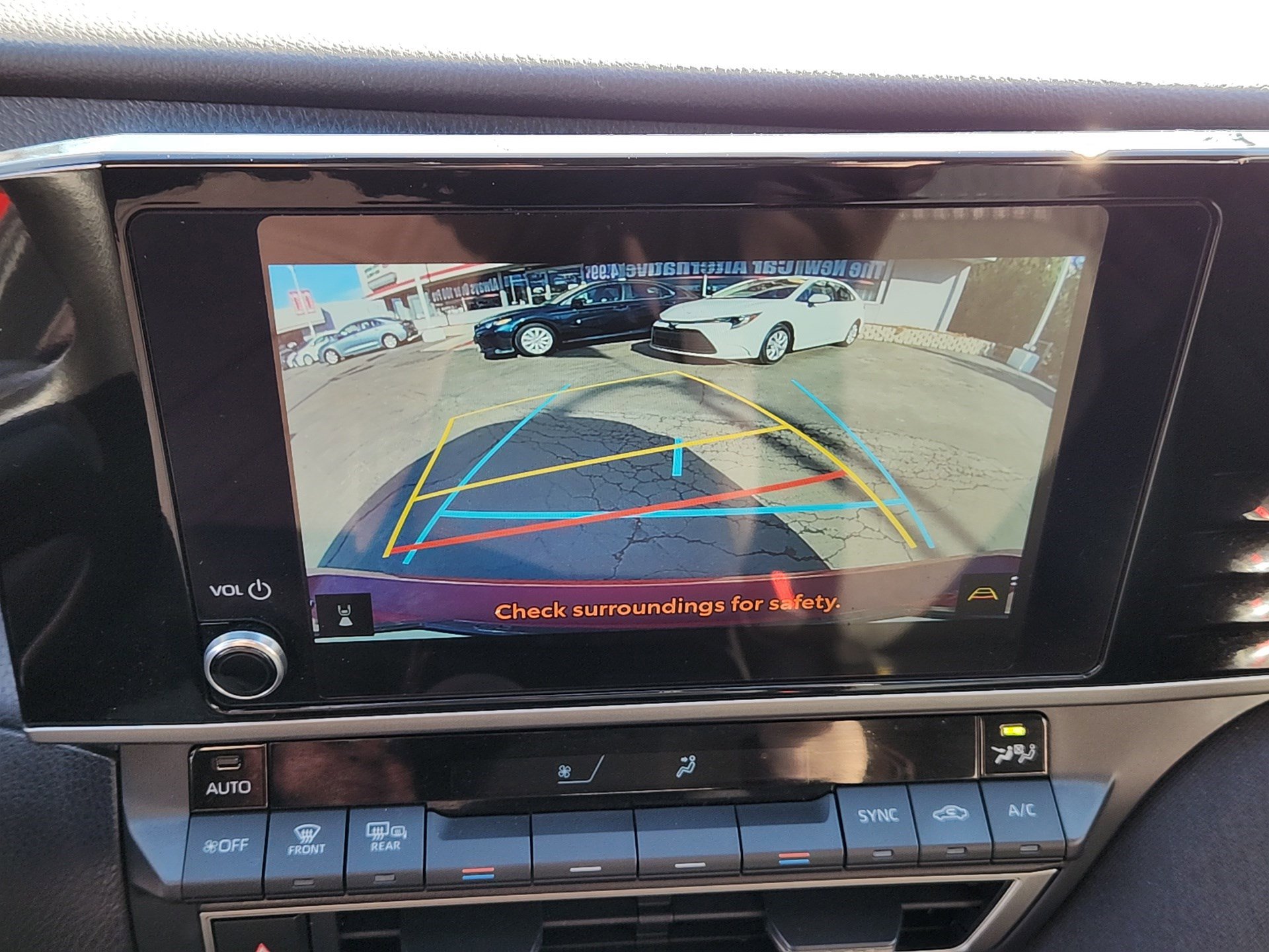 Certified 2025 Toyota Camry LE image 15