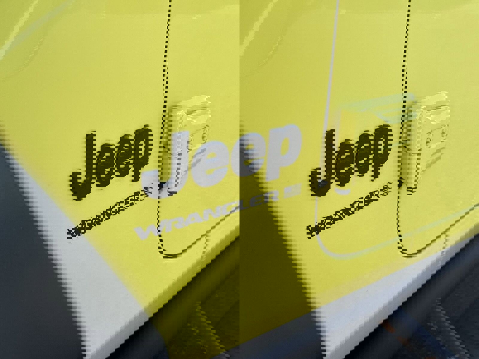 Used 2024 Jeep Wrangler Sport image 31
