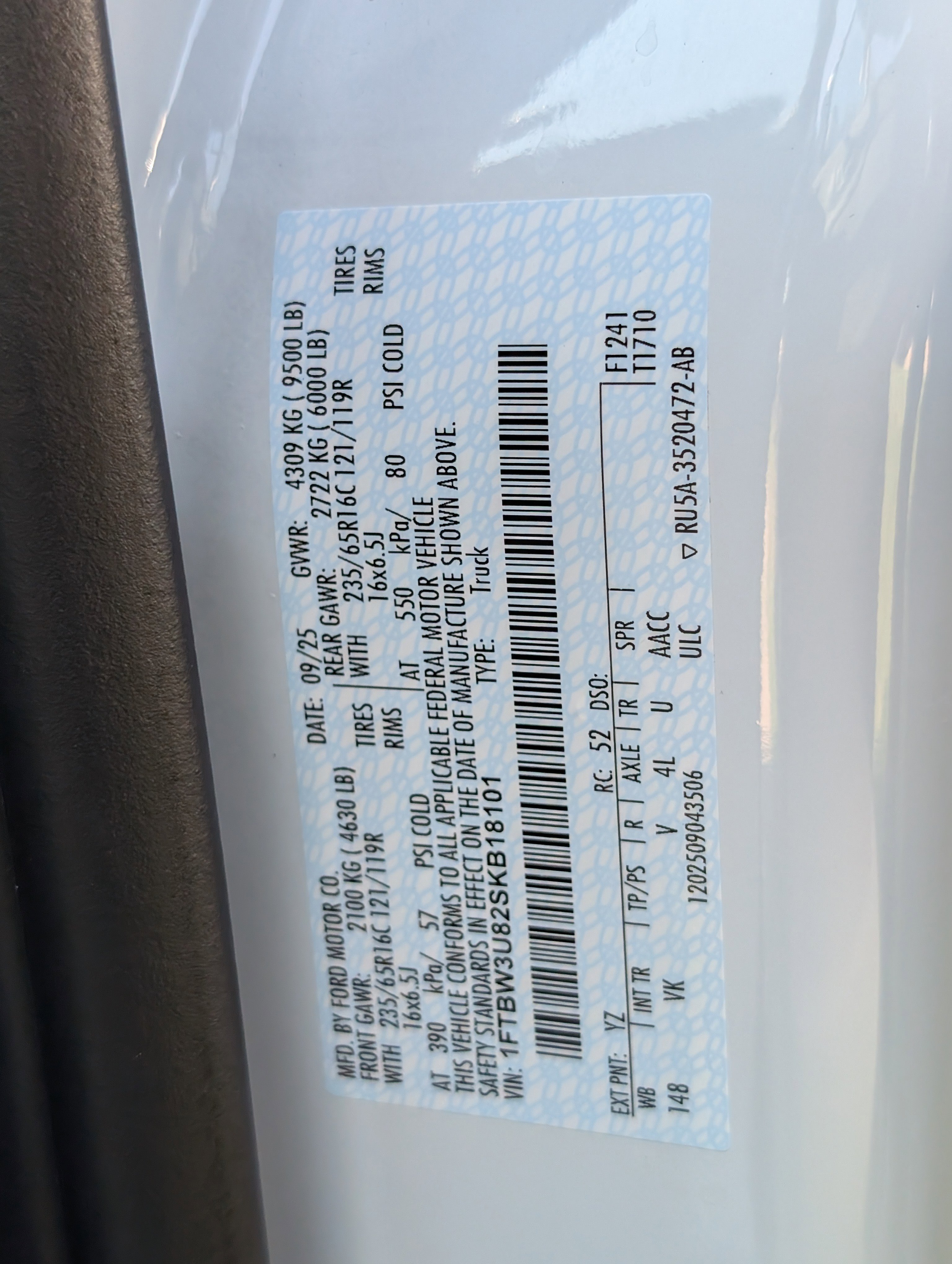 New 2025 Ford Transit 350 148 High Roof Extended AWD w/ Load Area Protection Package image 24