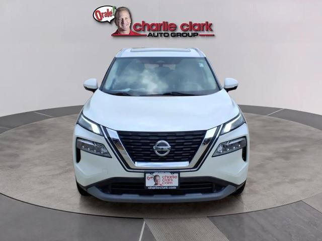 Certified 2021 Nissan Rogue SV w/ Premium Package FWD image 8