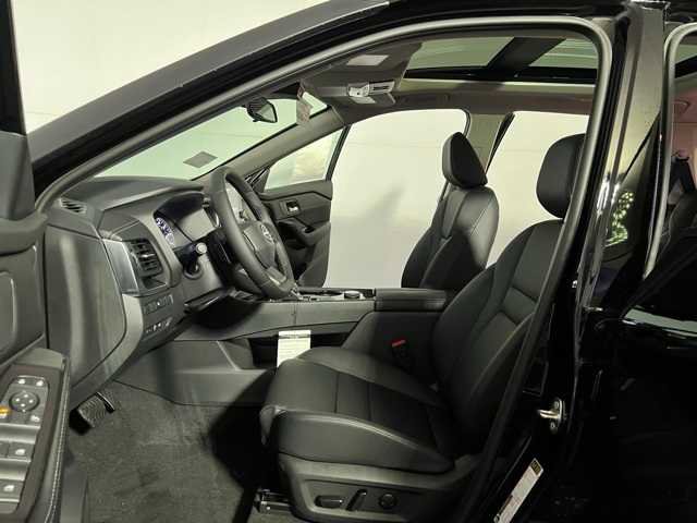 New 2026 Nissan Rogue SV image 13