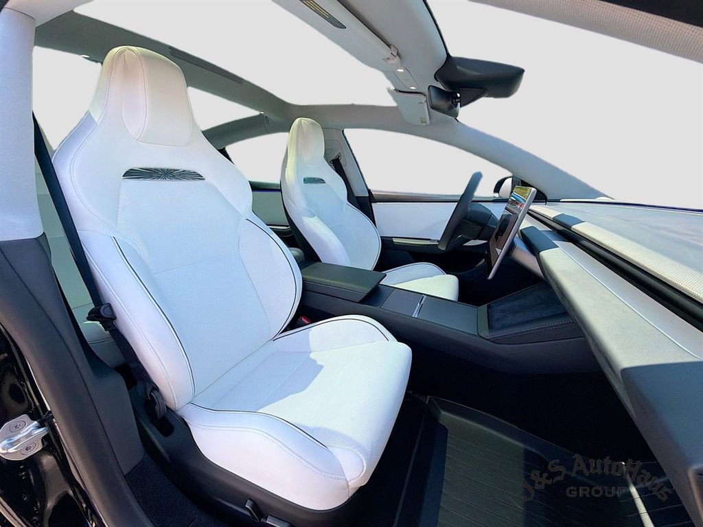 Used 2025 Tesla Model 3 Performance AWD/4WD image 36