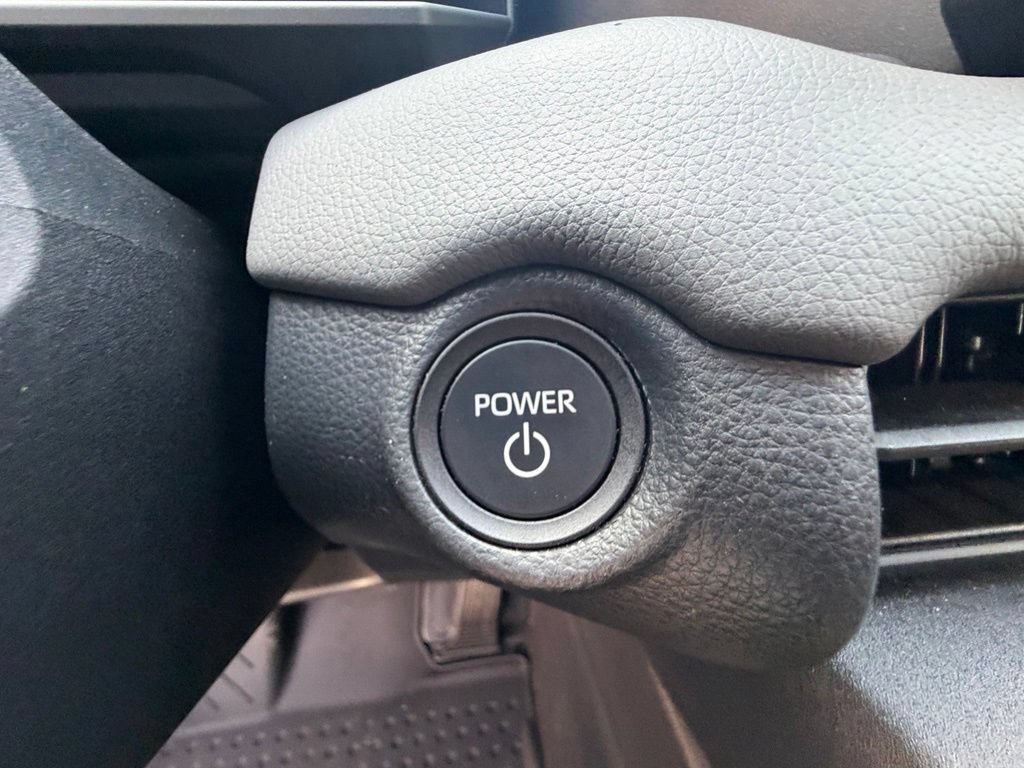 Used 2026 Toyota RAV4 XLE Premium AWD/4WD image 29