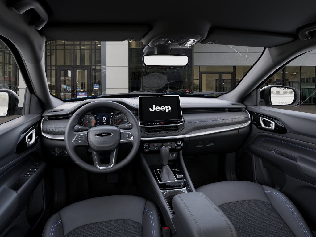 New 2026 Jeep Compass Latitude AWD/4WD image 14
