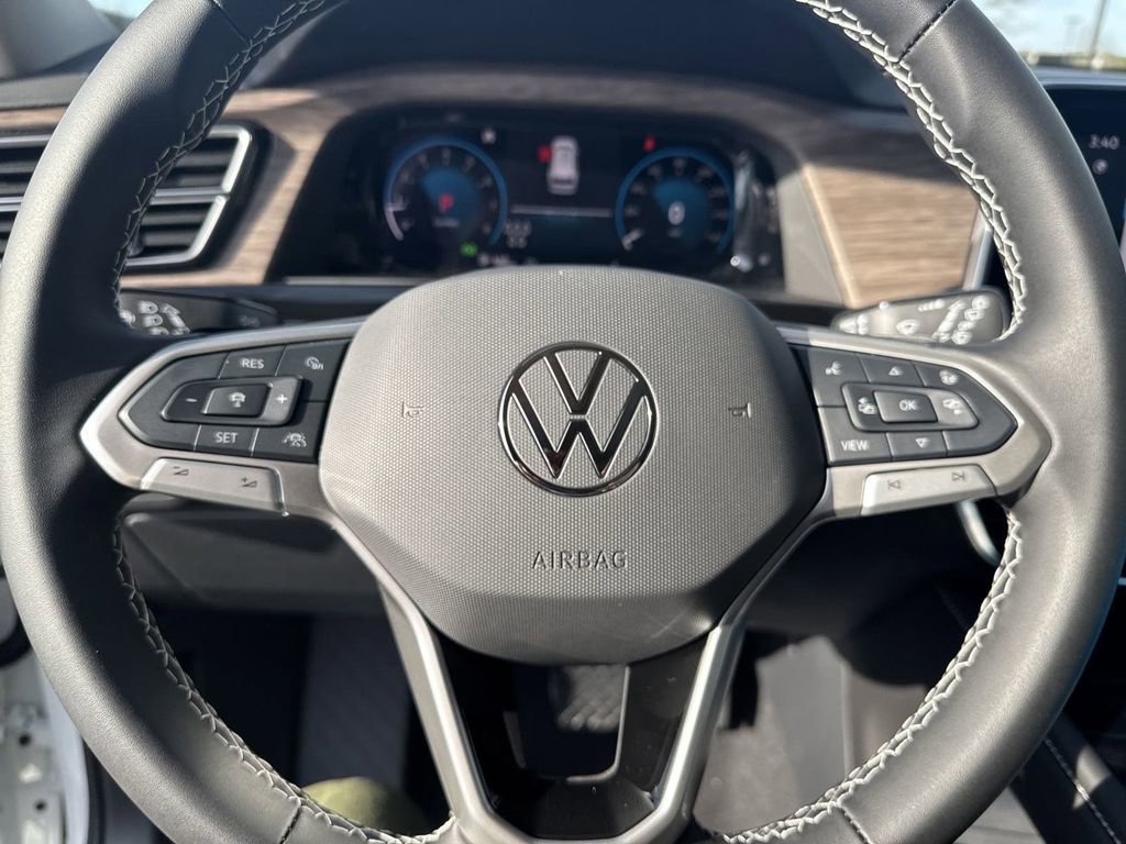 New 2025 Volkswagen Atlas SEL image 25