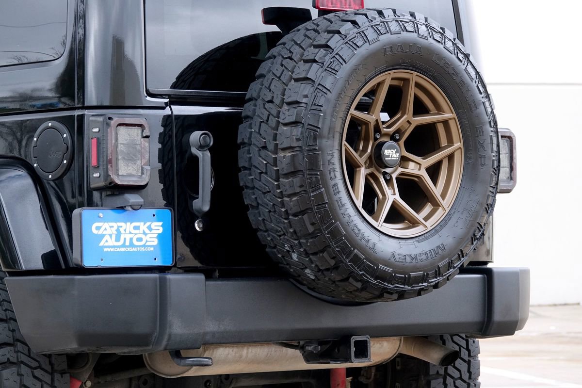 Used 2013 Jeep Wrangler Unlimited Rubicon w/ Connectivity Group image 30