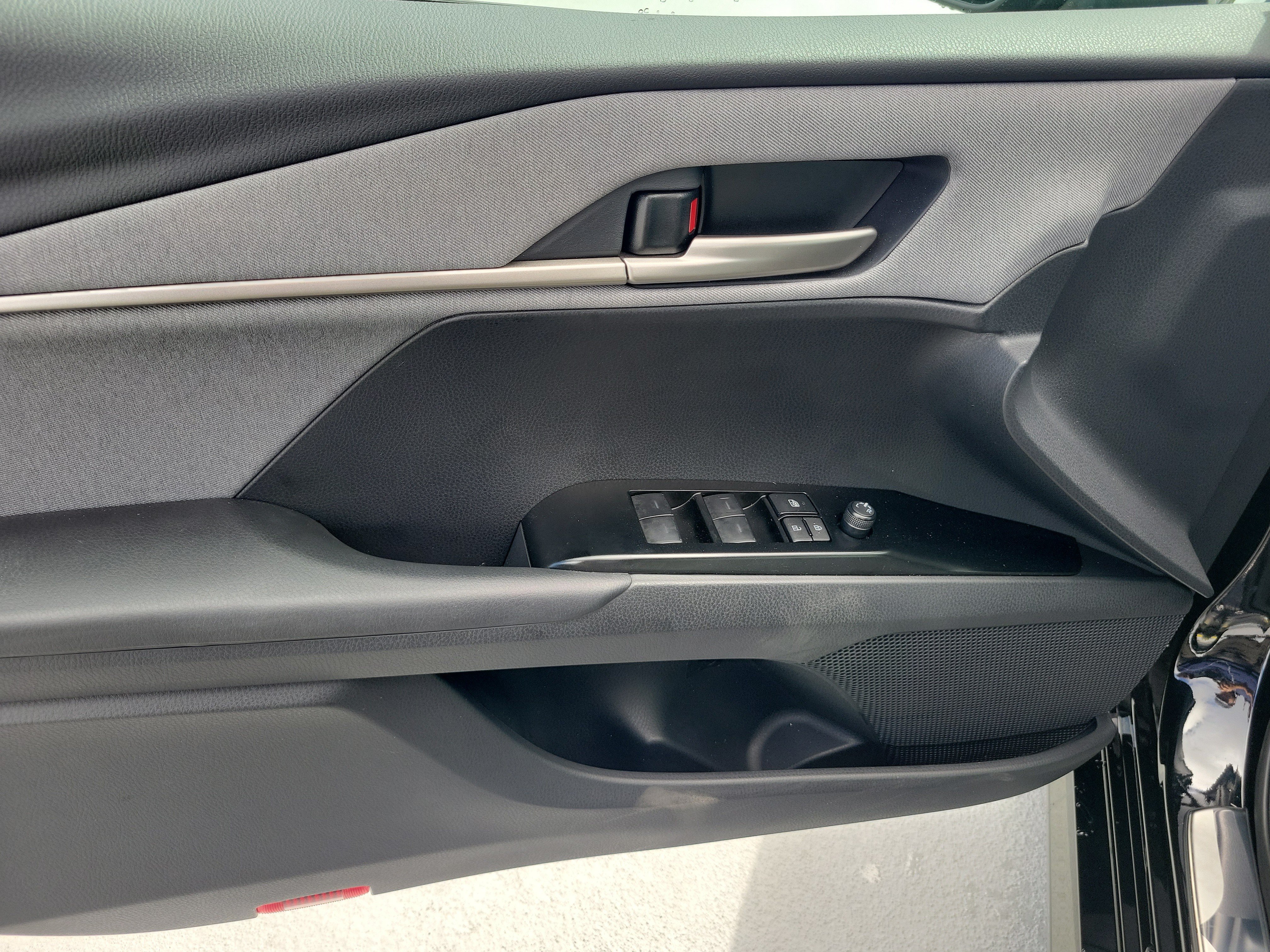Used 2026 Toyota Camry LE FWD image 19