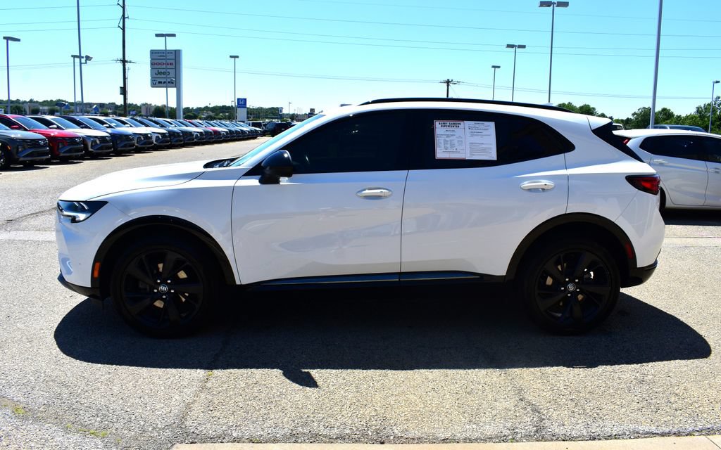 Used 2023 Buick Envision Essence w/ Sport Touring Package FWD image 5