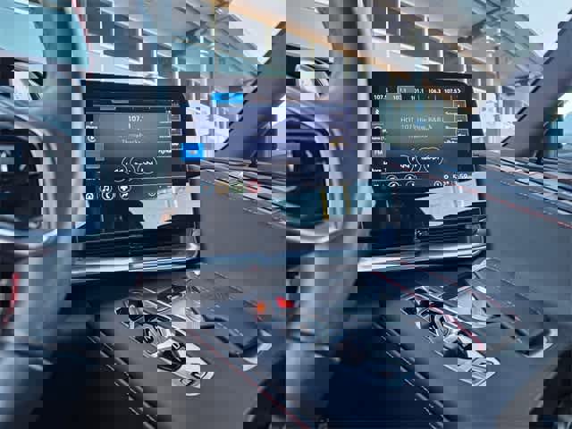 Used 2023 Chevrolet Corvette Stingray Convertible w/ 1LT image 26