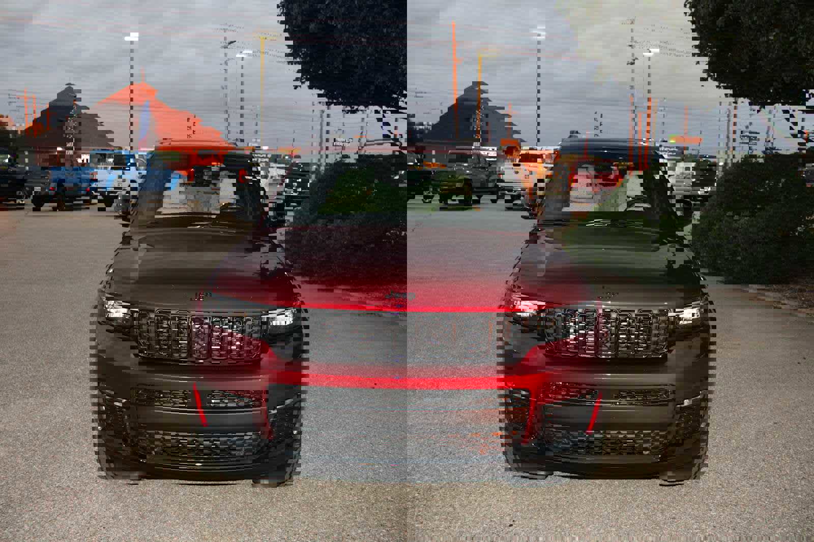 New 2025 Jeep Grand Cherokee L Limited w/ Luxury Tech Group II image 4