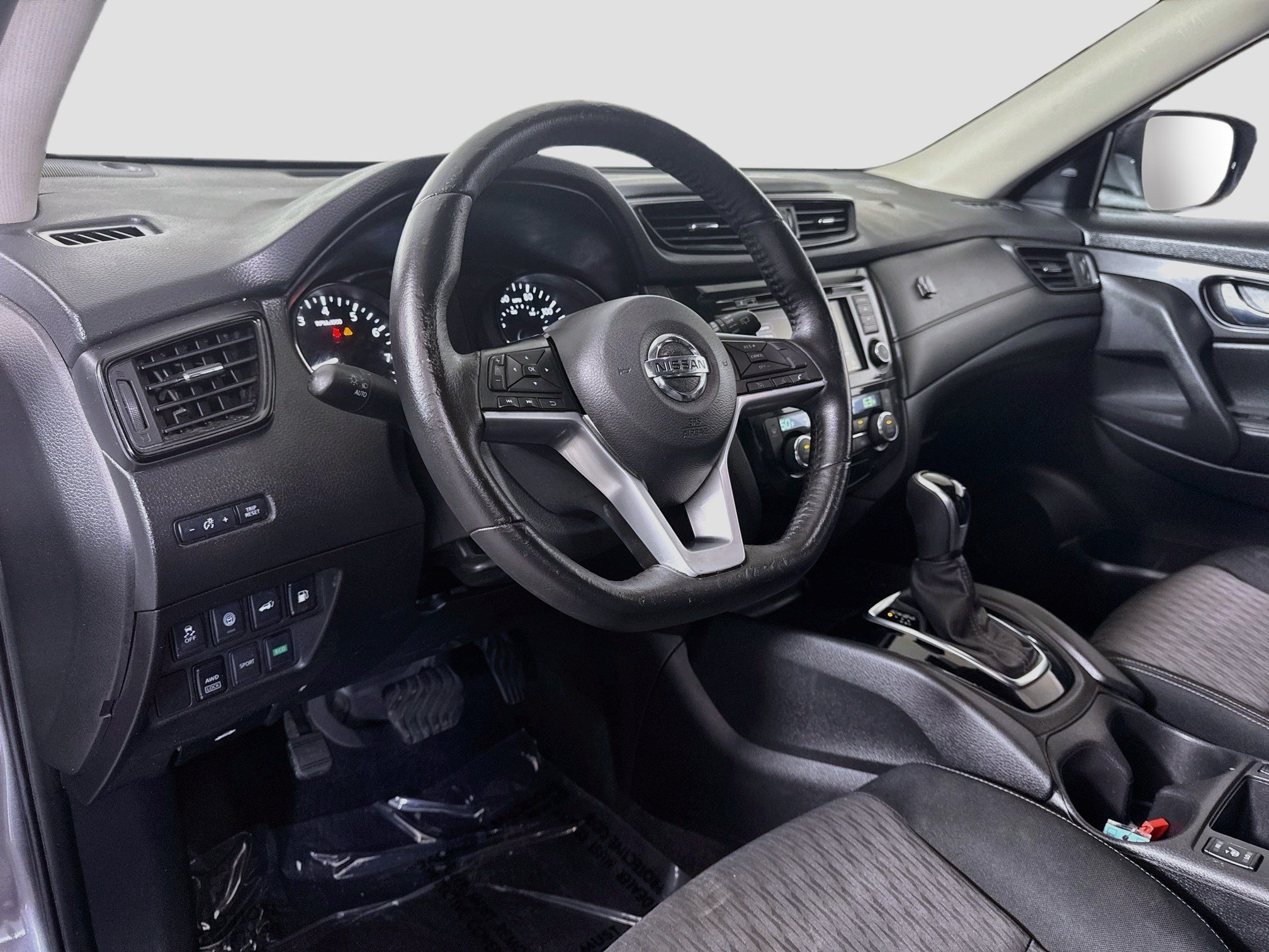 Used 2020 Nissan Rogue SV AWD/4WD image 23
