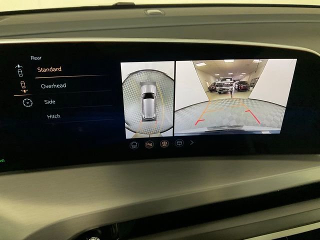 New 2026 Cadillac Vistiq Luxury image 9