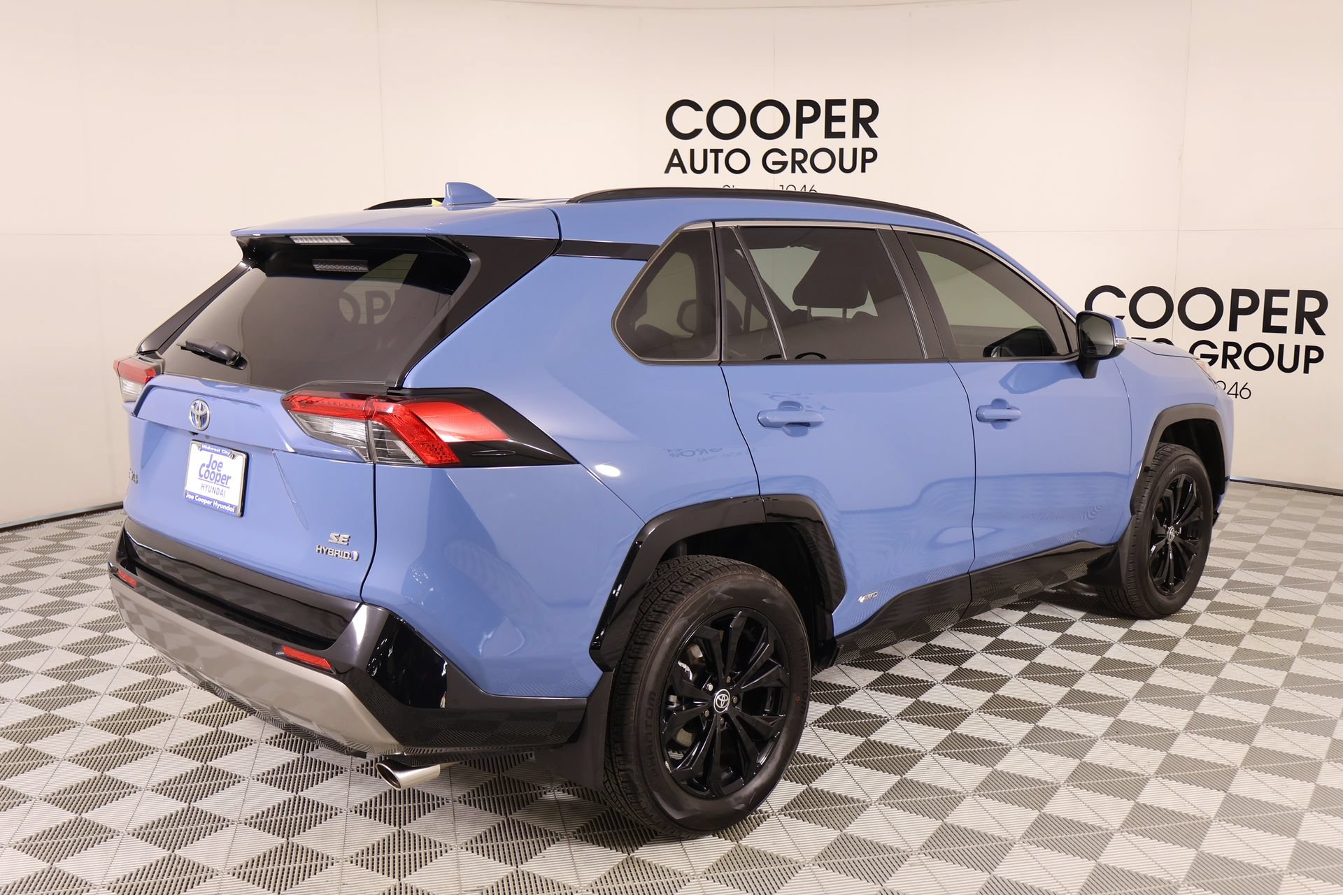 Used 2022 Toyota RAV4 SE AWD/4WD image 19