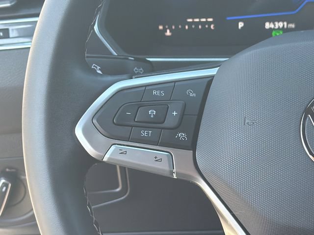 Used 2023 Volkswagen Tiguan SE R-Line FWD image 26