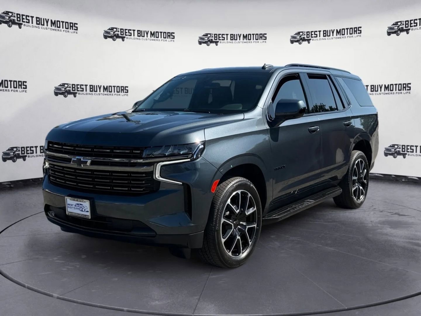 Used 2021 Chevrolet Tahoe RST image 2