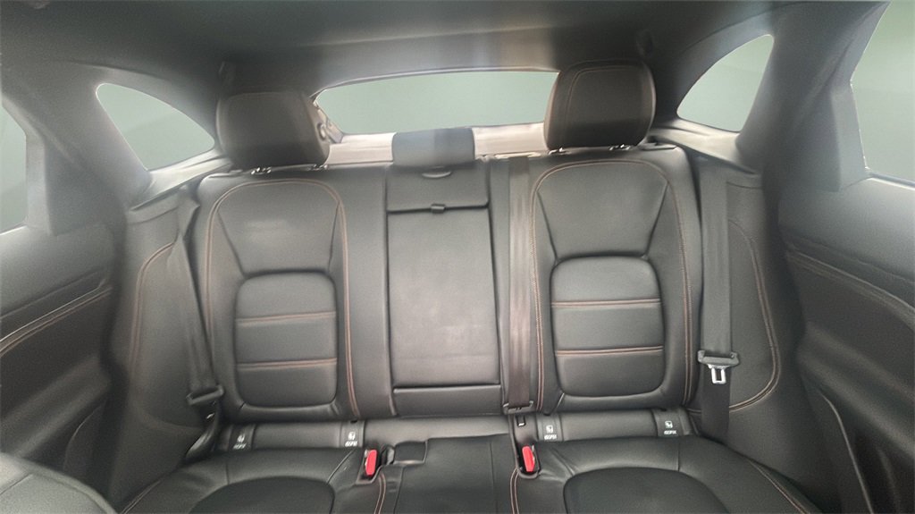 Used 2018 Jaguar F-PACE Prestige image 23