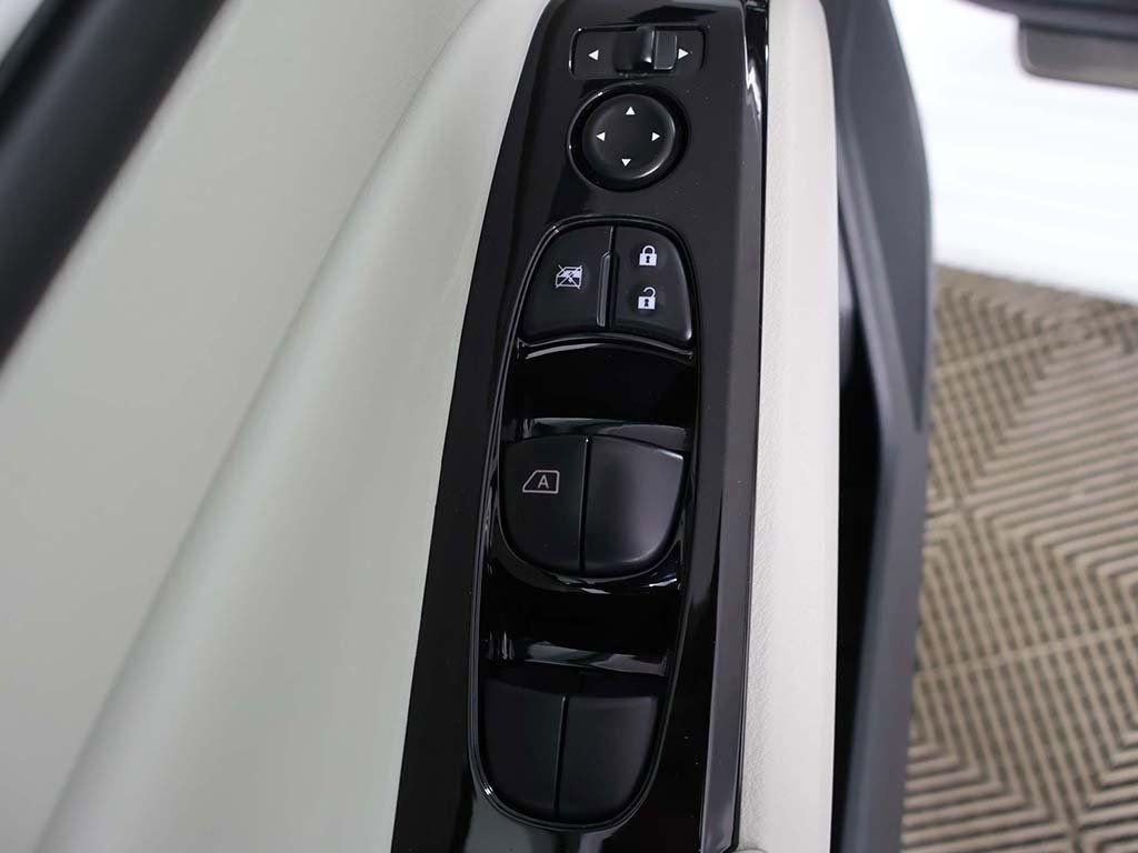 Used 2024 Nissan Altima 2.5 SL image 35