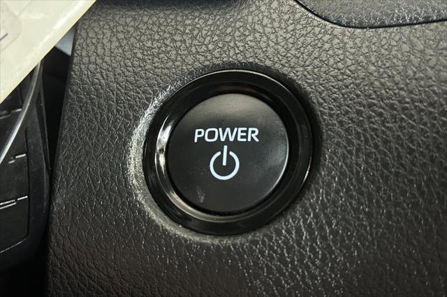 Certified 2025 Toyota Camry SE image 23