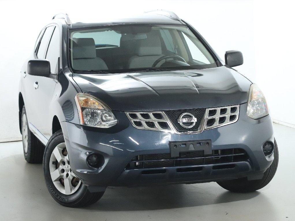 Used 2014 Nissan Rogue S w/ Convenience Package AWD/4WD image 2