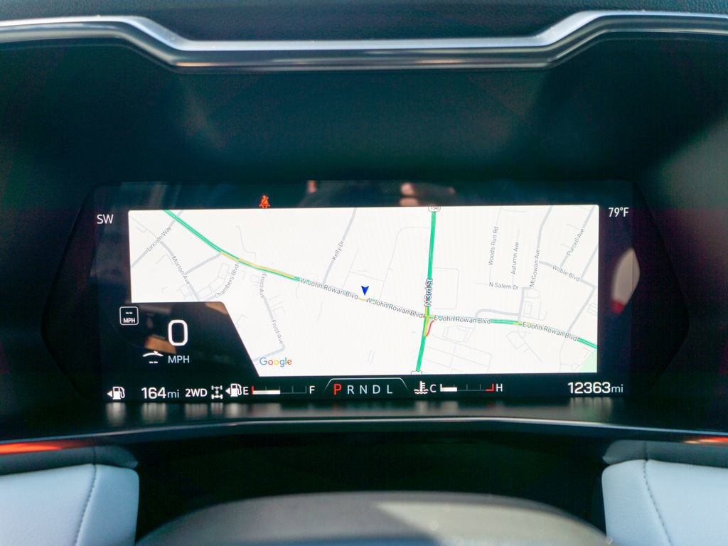 Used 2023 GMC Canyon AT4X image 24