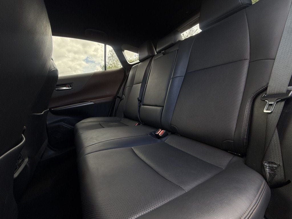 Used 2021 Toyota Venza XLE w/ Softex Package AWD/4WD image 27