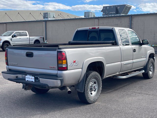 Used 2004 GMC Sierra 2500 SLE w/ Heavy-Duty Power Package AWD/4WD image 3