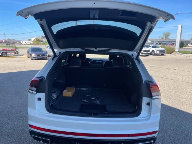 New 2026 Volkswagen Atlas Cross Sport SEL Premium R-Line AWD/4WD image 13