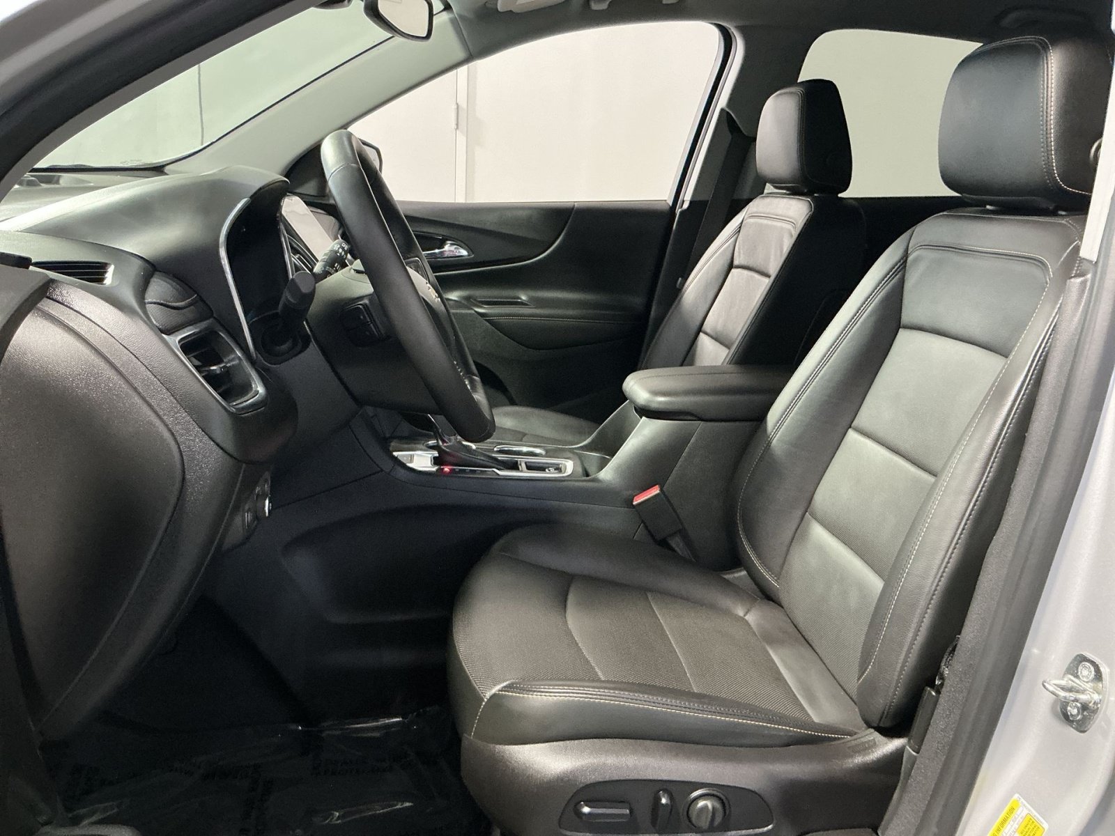 Used 2018 Chevrolet Equinox Premier AWD/4WD image 14