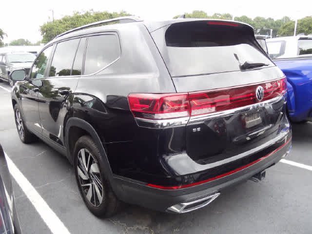 Used 2025 Volkswagen Atlas SE AWD/4WD image 5