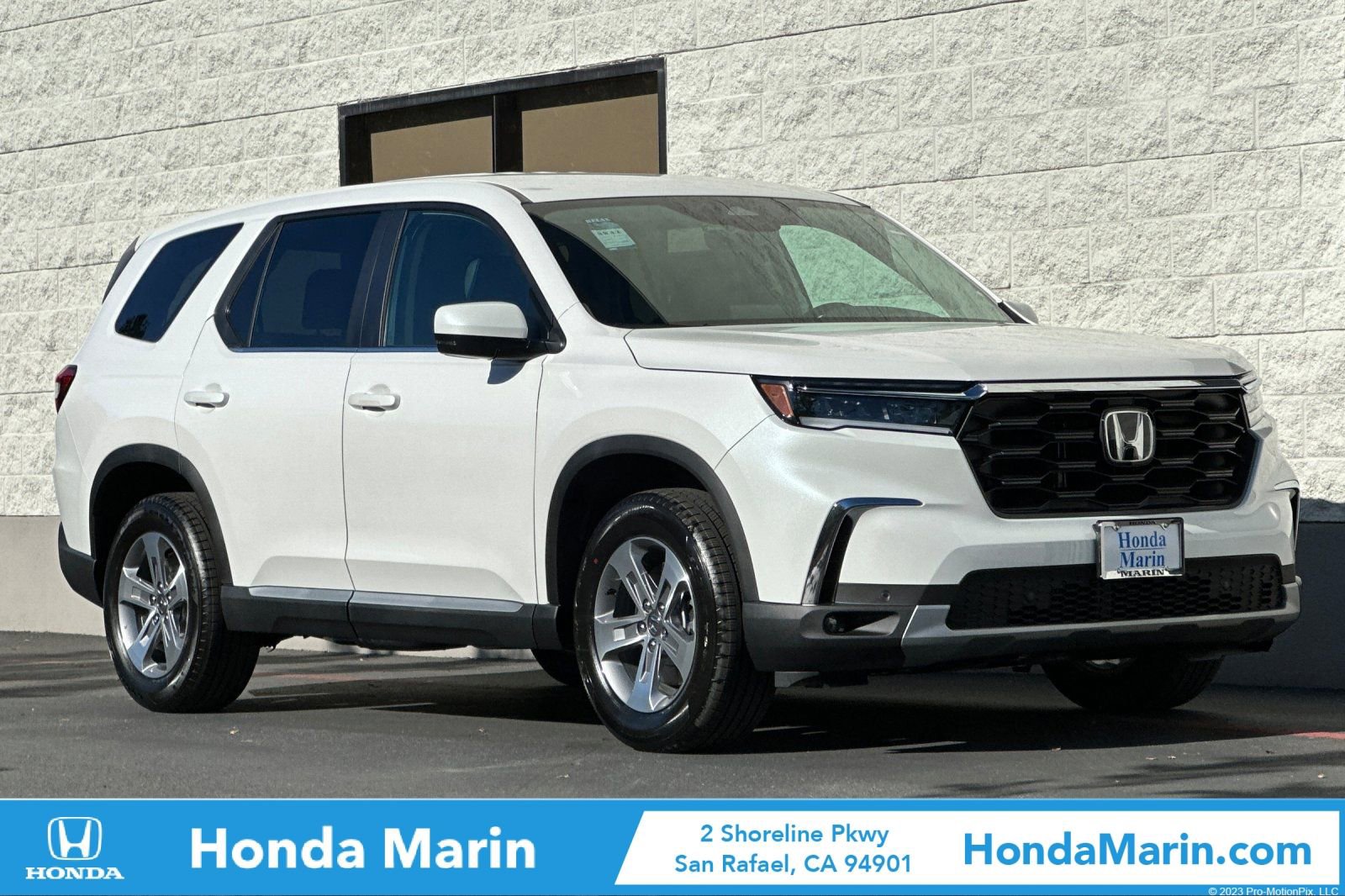 New 2025 Honda Pilot EX-L image 1
