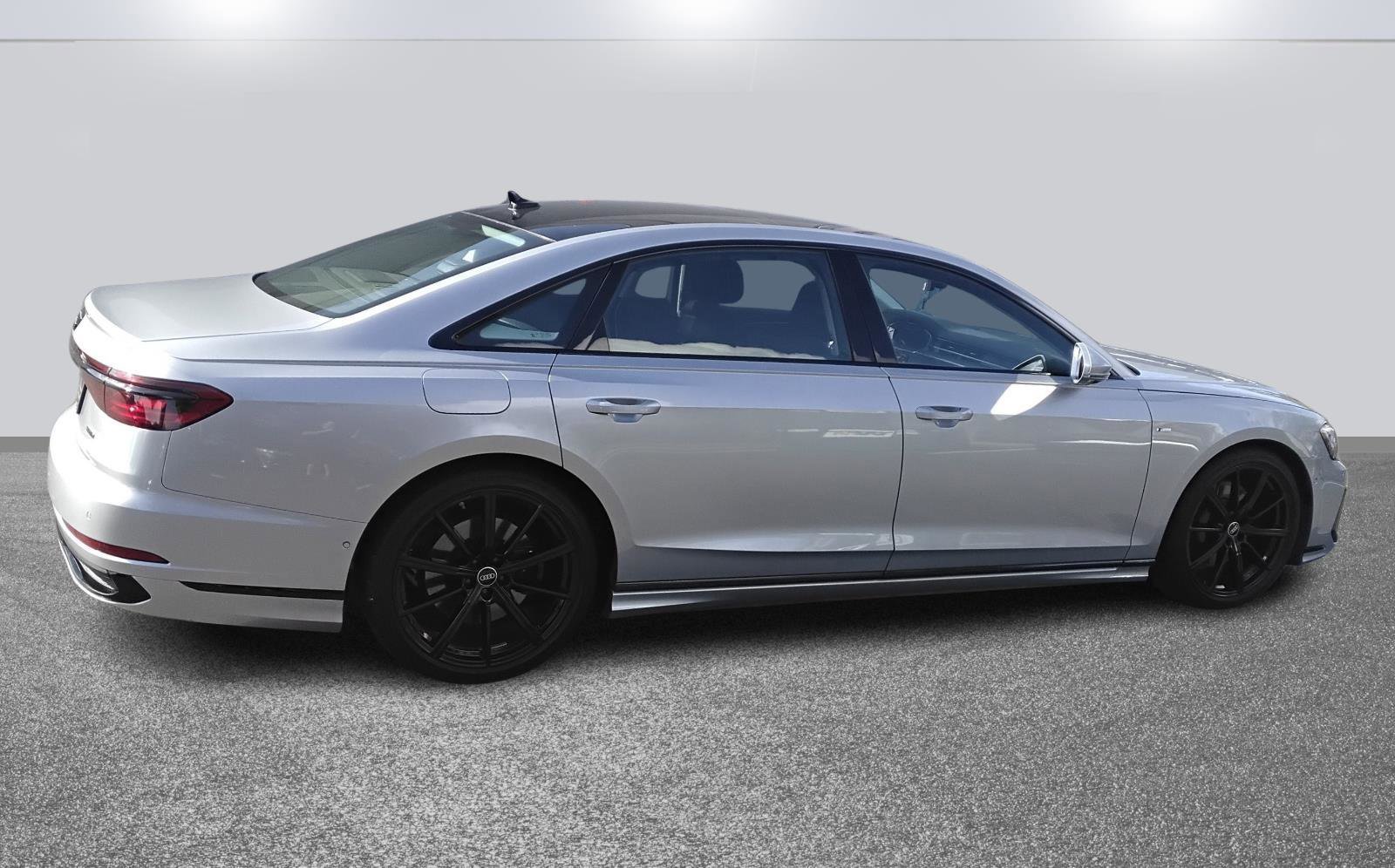 Certified 2022 Audi A8 L 3.0T image 4