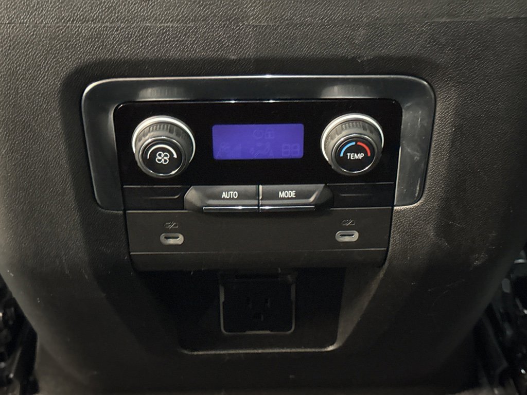 Used 2024 Chevrolet Tahoe LT image 29