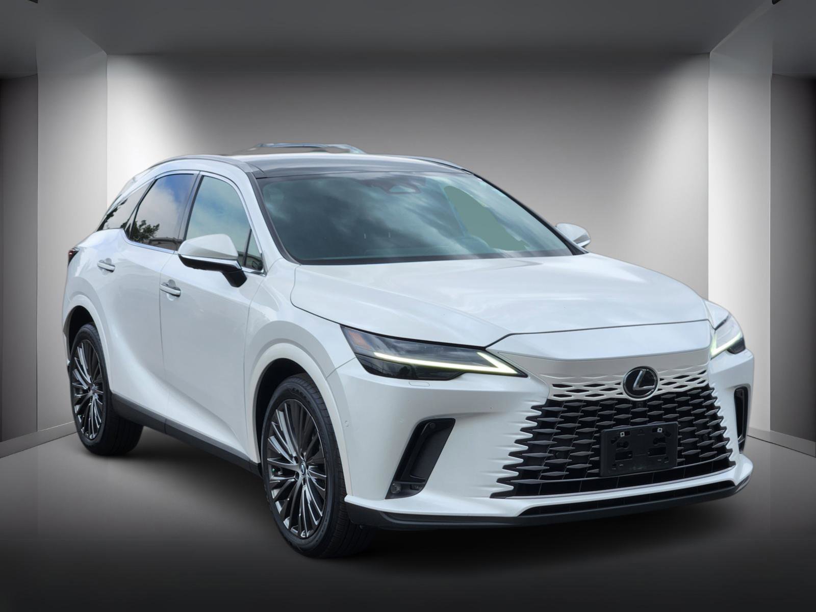 Used 2023 Lexus RX 350 AWD w/ Cold Area Package image 4