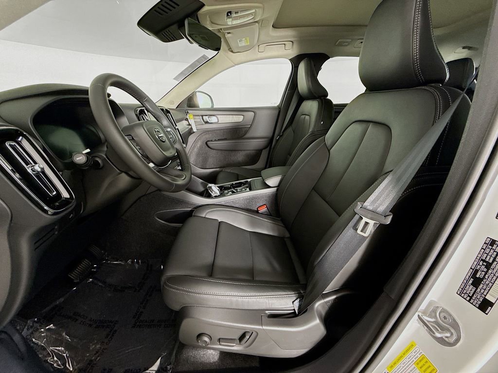 New 2026 Volvo XC40 B5 Ultra w/ Climate Package image 20