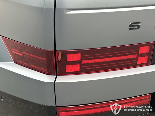 New 2027 Hyundai Santa Fe Calligraphy FWD image 11