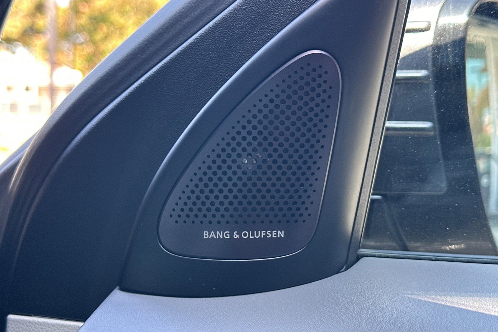 Used 2023 Genesis GV60 Advanced image 21