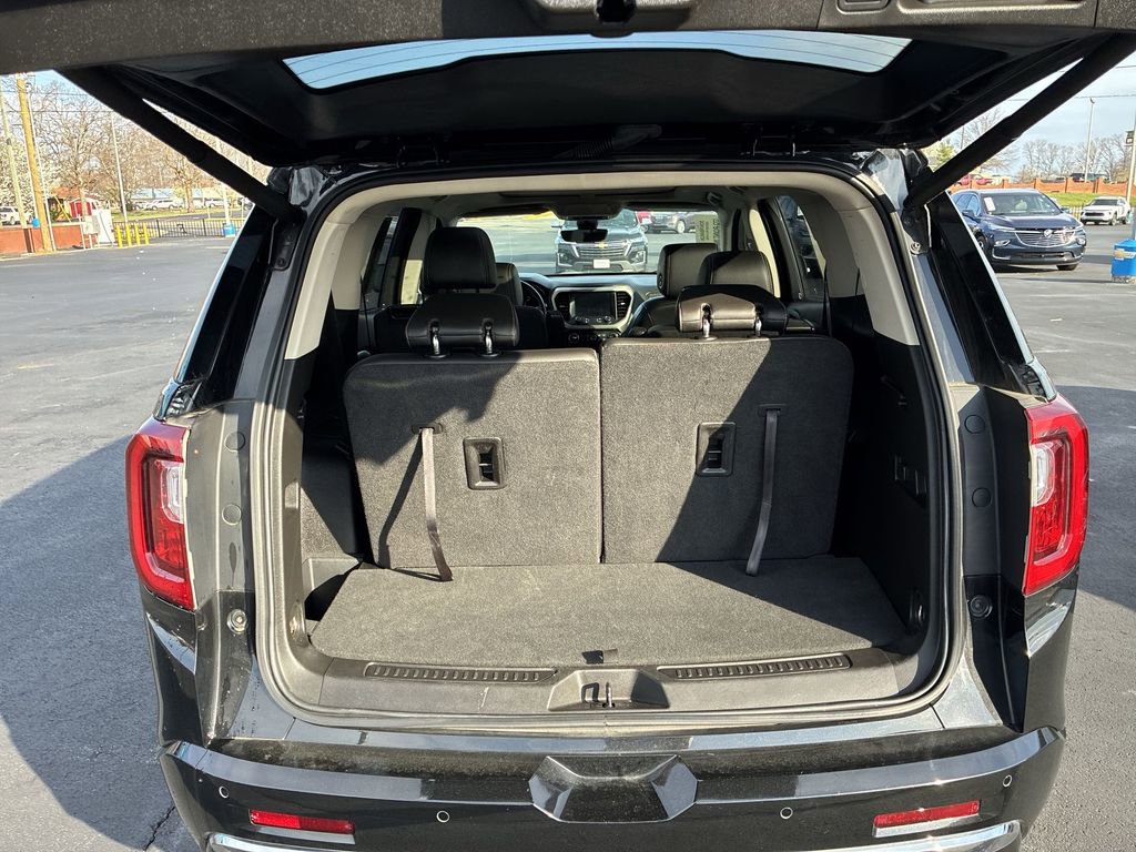 Used 2023 GMC Acadia Denali w/ Black Diamond Edition image 22