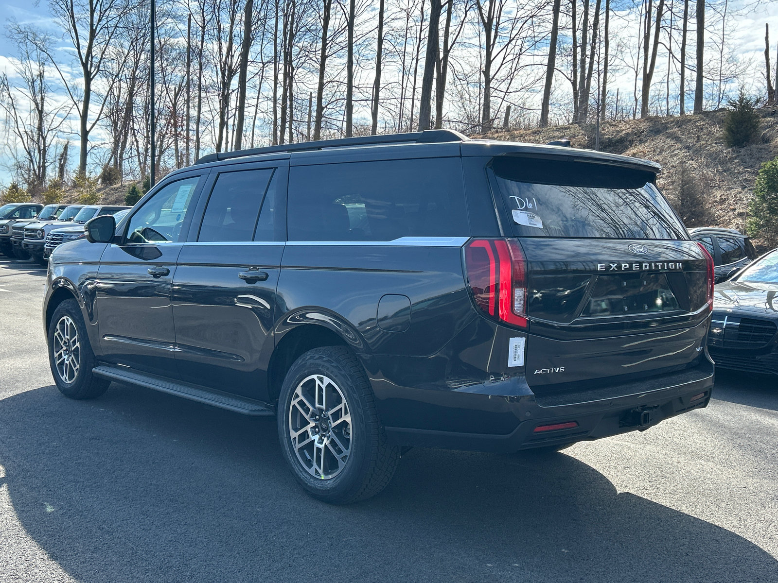 New 2026 Ford Expedition Max Active AWD/4WD image 4